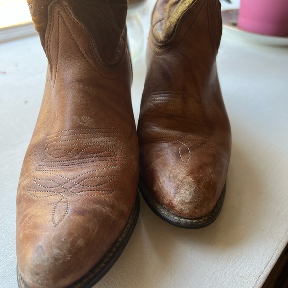 Brown cowboy boots - Picture 2 of 11